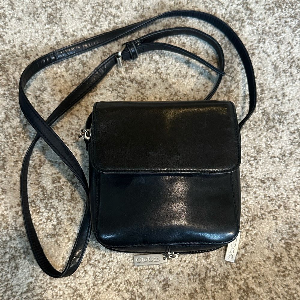 Hobo Vintage Black Leather Crossbody Bag